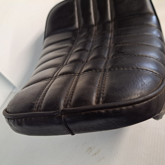 GS650 SEAT
