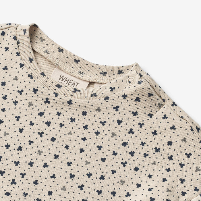 Wheat Main Jersey Dress Emmy | Baby Dress 3241 soft beige clover