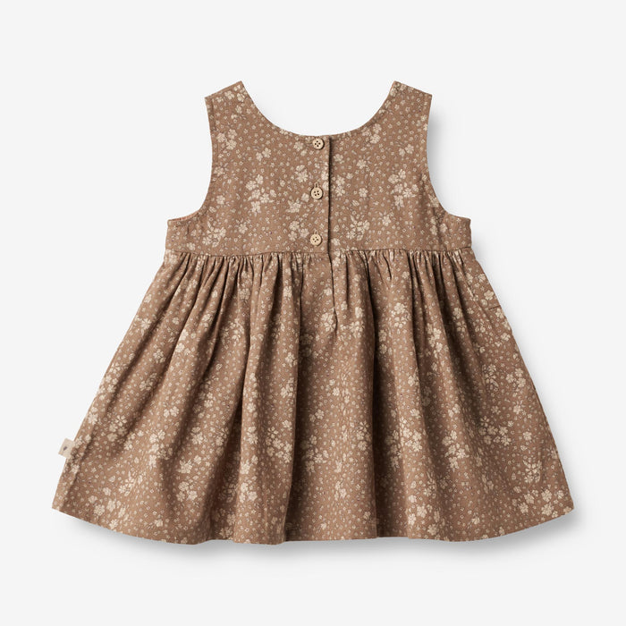Wheat Main Pinafore Wrinkles | Baby Dress 9502 cocoa brown flowers