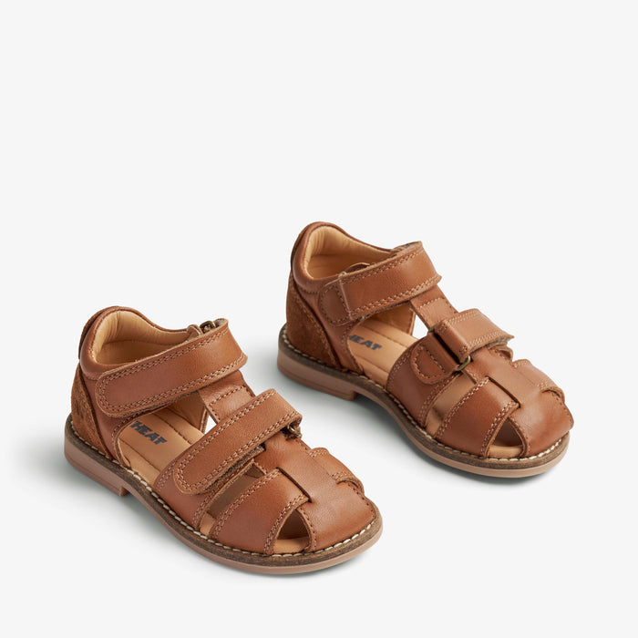 Wheat Footwear Sandal Closed Toe Bassi Sandal 9002 cognac