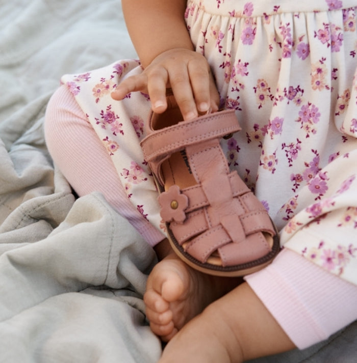 Wheat Footwear Sandal Closed Toe Sky Flower Prewalker Sandals 2021 old rose