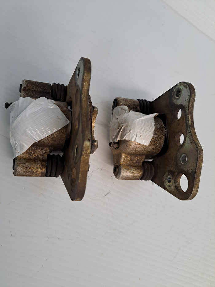 Sportsman 600 Front Brake Calipers