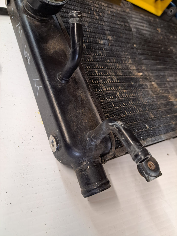 Triumph TT600 Radiator