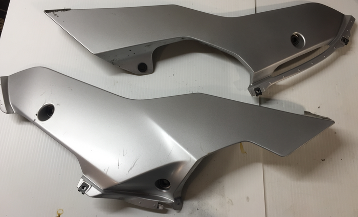 YZF-R6 Under Cowls