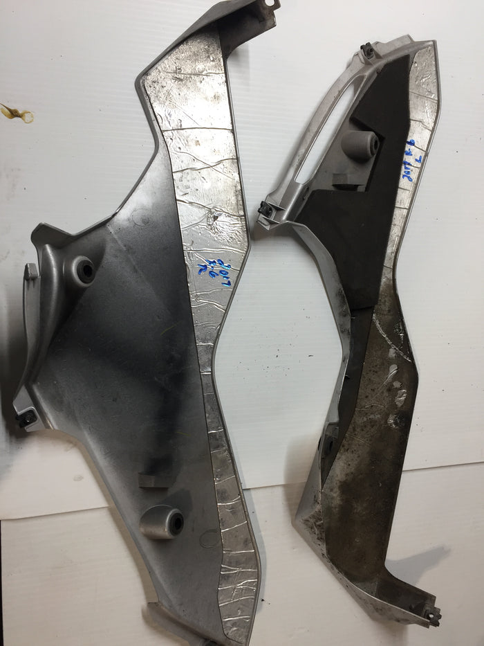 YZF-R6 Under Cowls
